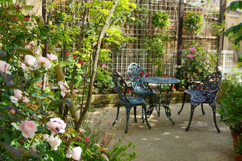 立ち止まって眺めたくなる庭 施工例2