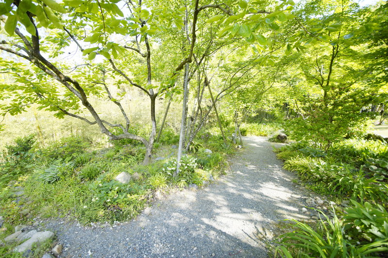 「月の峠」の山音ガーデン 施工例1