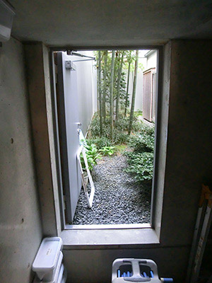 リフォーム前の孟宗竹の庭の様子（アングル1）